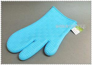 Silicone glove