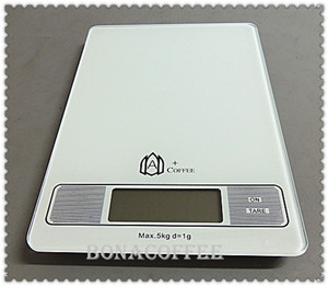 Digital kitchen scale 